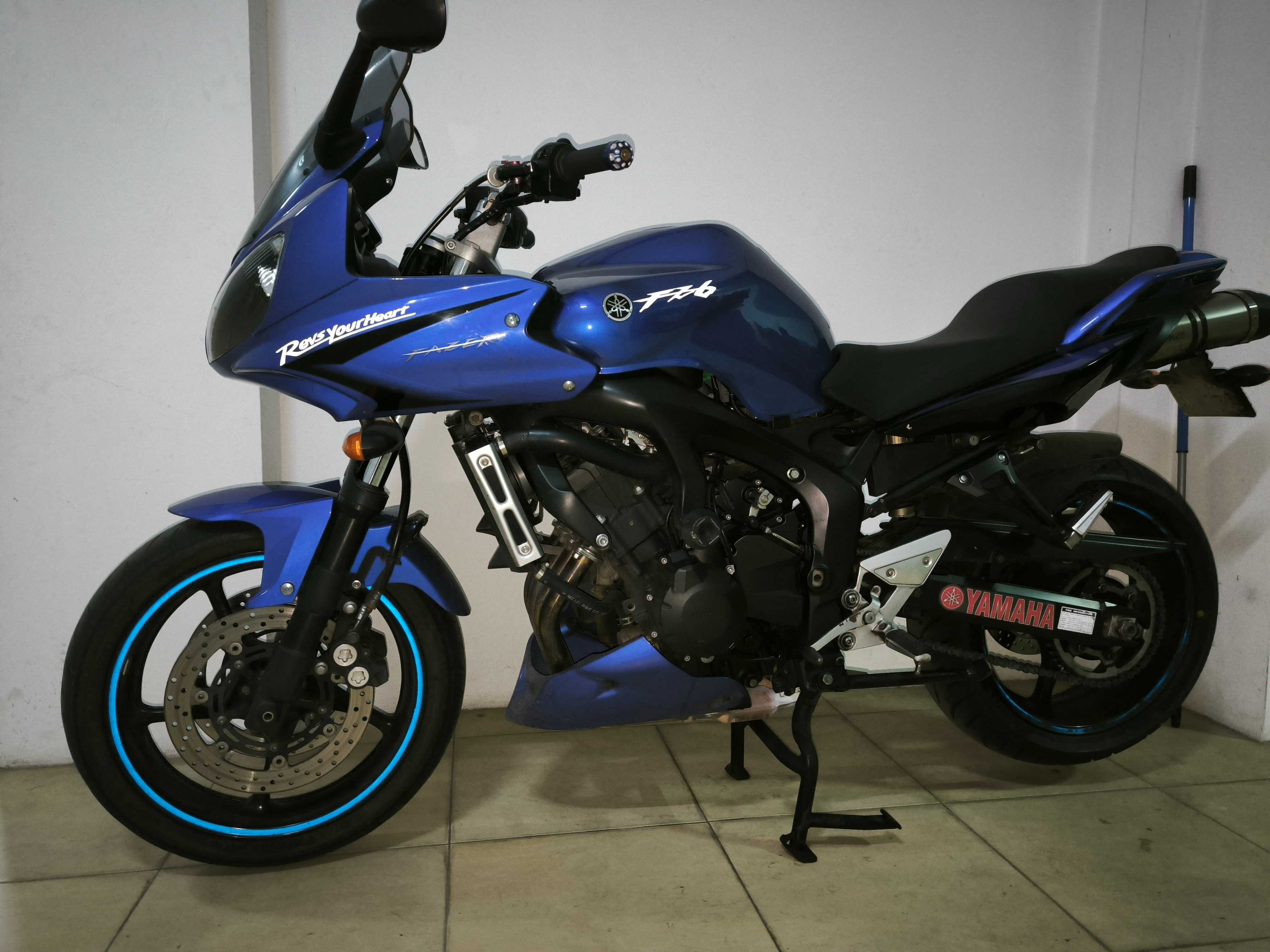 Yamaha fazer 600 S2