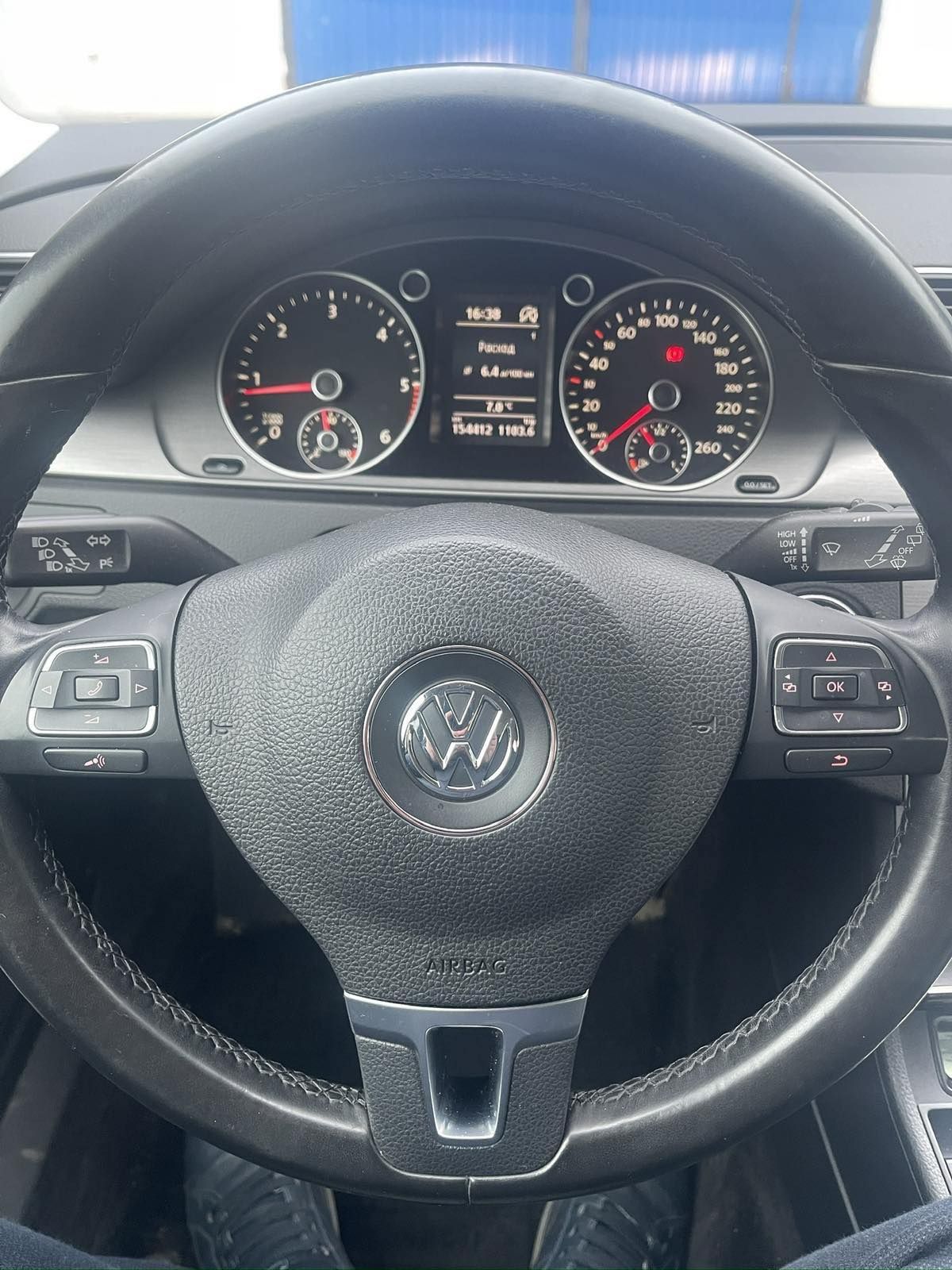 Volkswagen Passat B7, 1.6 дизель 2011рік