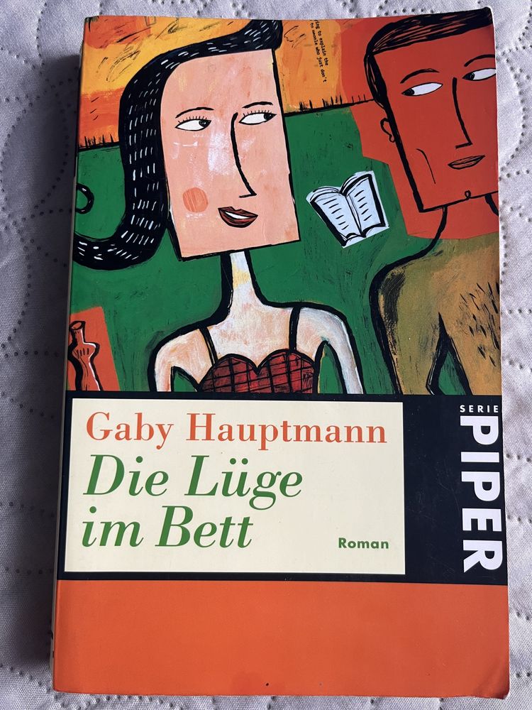 Die Lüge im Bett: Roman : Hauptmann, Gaby książka niemiecki