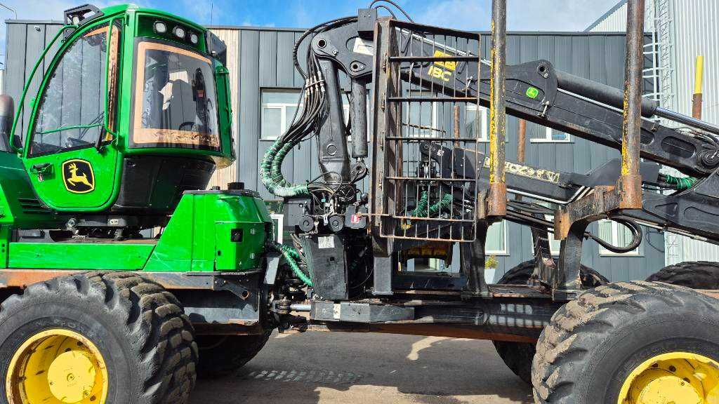 Forwarder John Deere 1910G