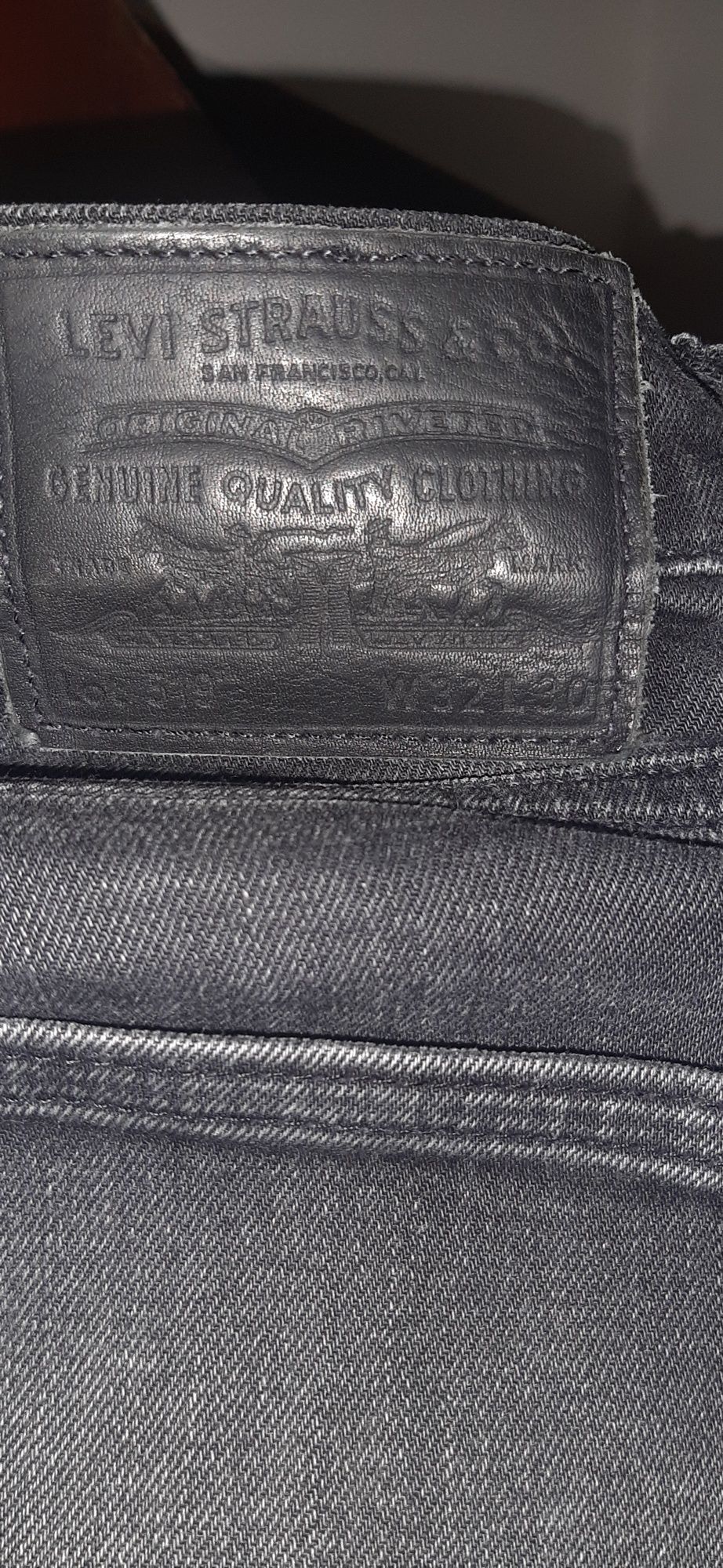 Calças levis slim
