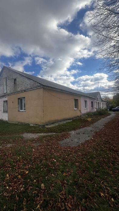 Кімната в гуртожитку с.Зелений Бір в самому центрі села