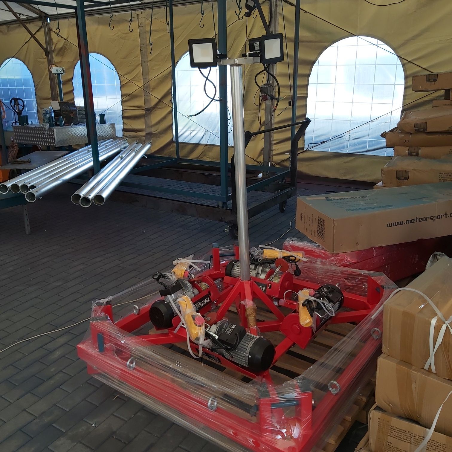 Euro-Bungee Nowe 4 stanowiskowe Bunge Trampolina Bungy Dmuchaniec