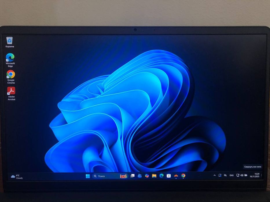 Ноутбук DELL Vostro 3520