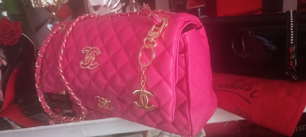 Torebka Chanel CC różowa fuksja piękna
