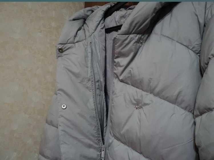 Куртка  жіноча. Нова. O STIN. Розмір 48. Колір перлинно-сірий.