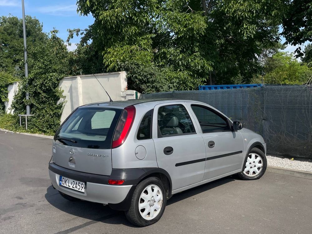 Opel Corsa 1.7d/oszczedna/bardzo dobry stan/doiwestowana/nowy rozrzad