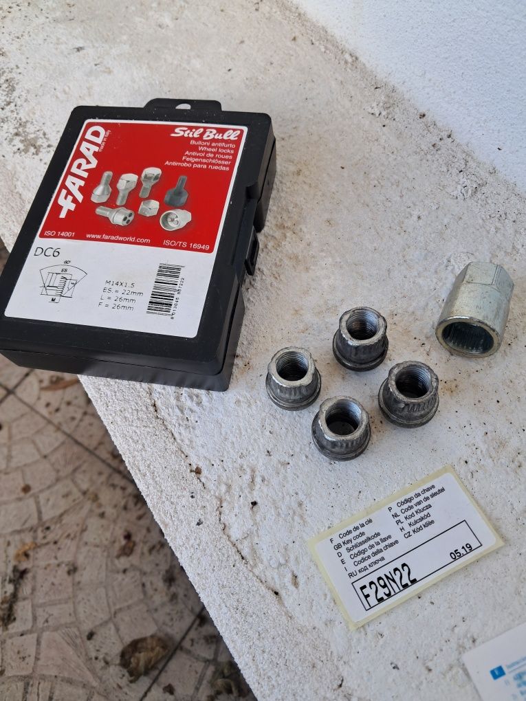 Femeas anti roubo opel