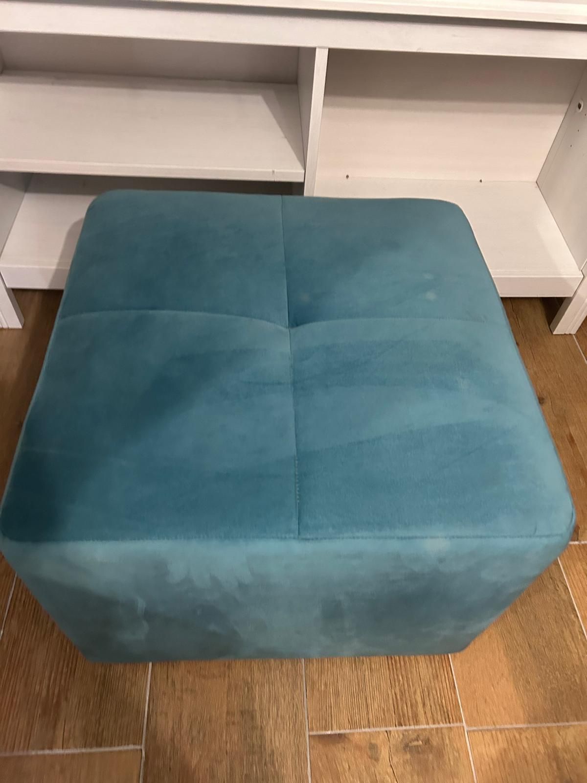 Vendo puff veludo azul