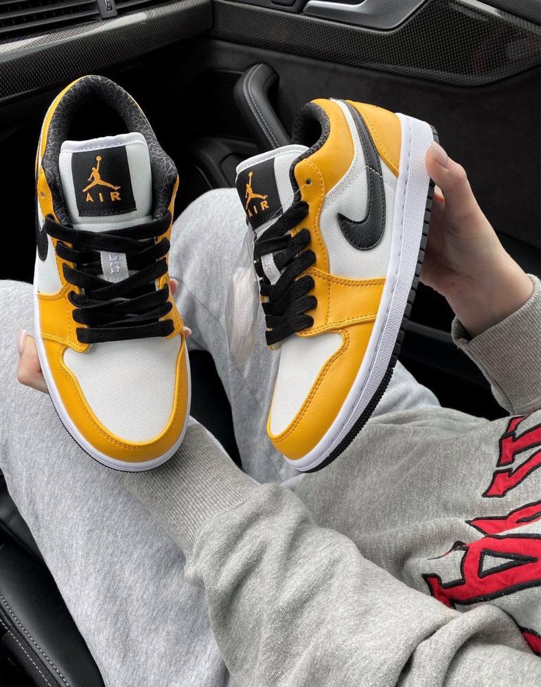 Buty Nike Air Jordan Retro Low Yellow