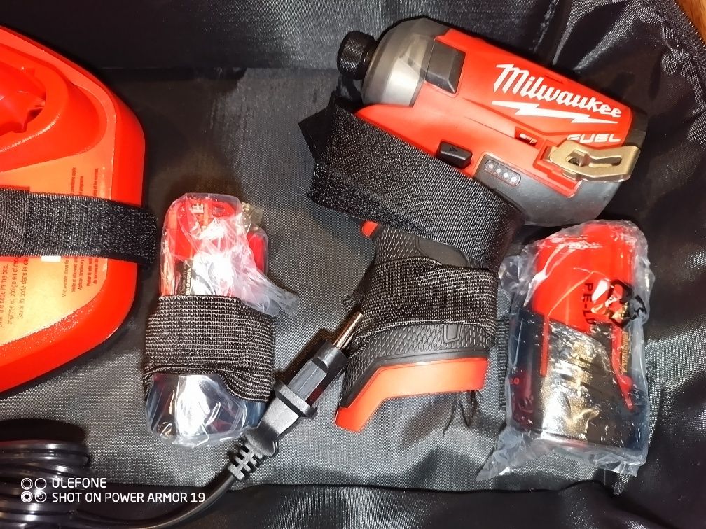 Milwaukee 2551-22 m12 Surge Hydraulic Driver