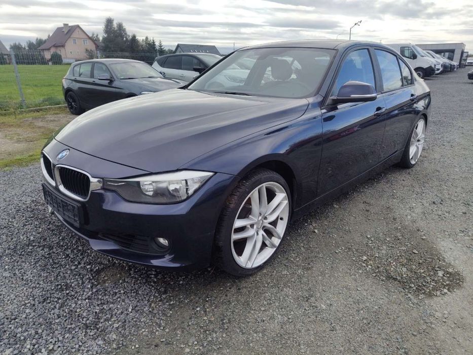 BMW Seria 3 F30 Niemcy Uszkodzony silnik