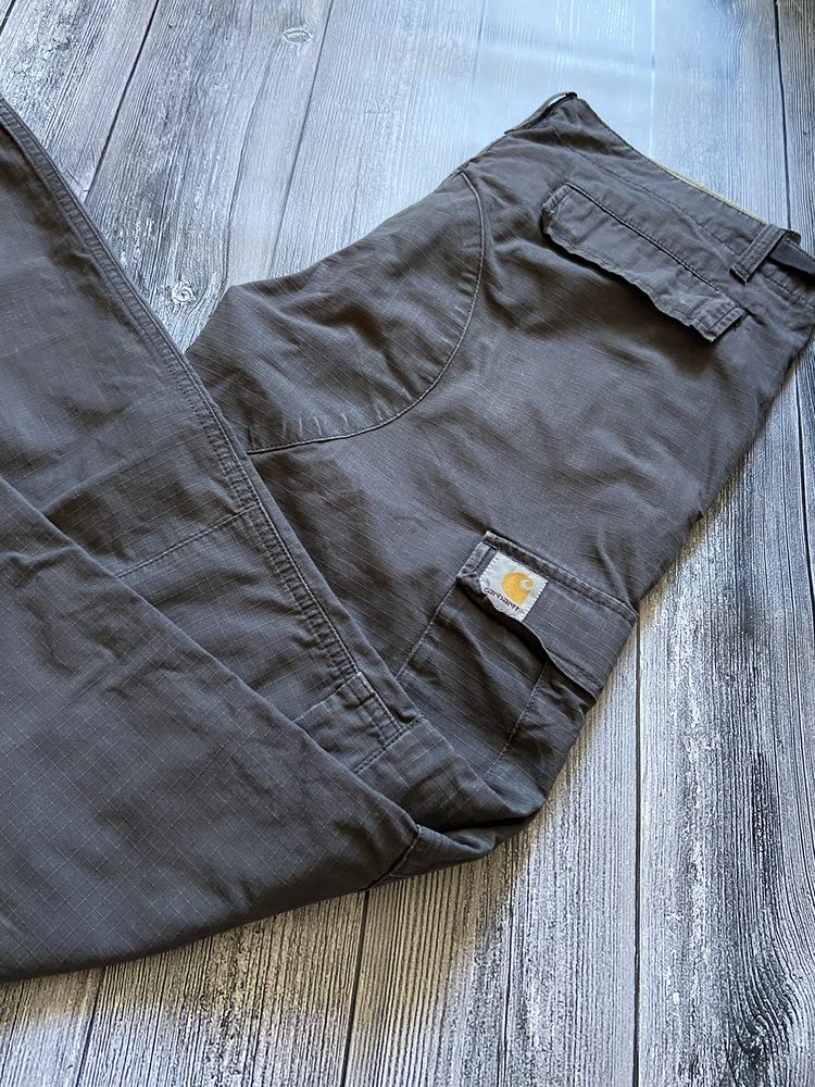 Штаны широкие карго Carhartt