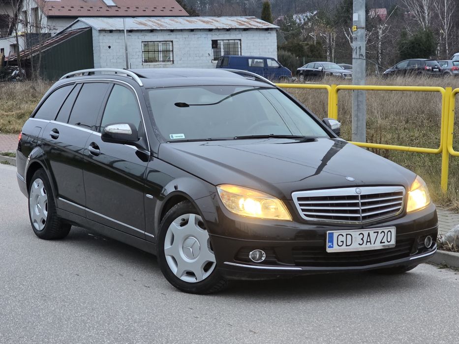 Mercedes C180 KOMPRESOR_Gaz LPG_Manual_Przetarty Bok