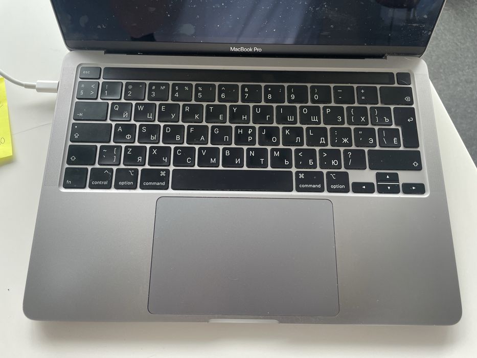 MacBook Pro 13” (2020) 8ГБ | 256 ГБ