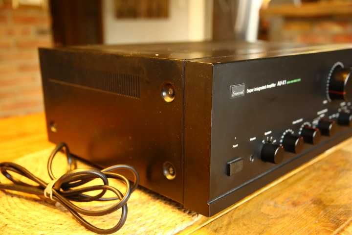 Wzmacniacz Sansui AU X1