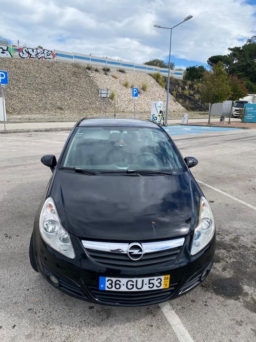 Opel Corsa 1.3 muito económico, o ideal para andar na cidade