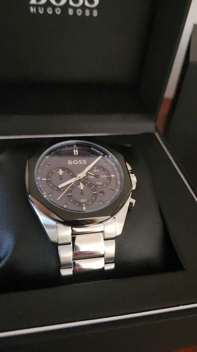 Oportunidade! Relógio Hugo Boss Cloud - Novo