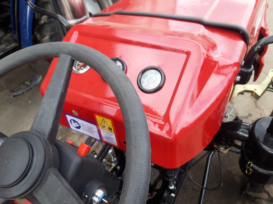 Трактор Кентавр 200 В с фрезой и плугом на 2 корпуса