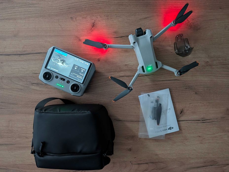 Dron DJI Mini 3 PRO + Kontroler RC Stan Idealny