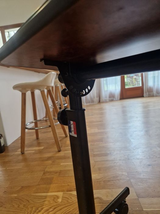 Столик трансформер універсальний.