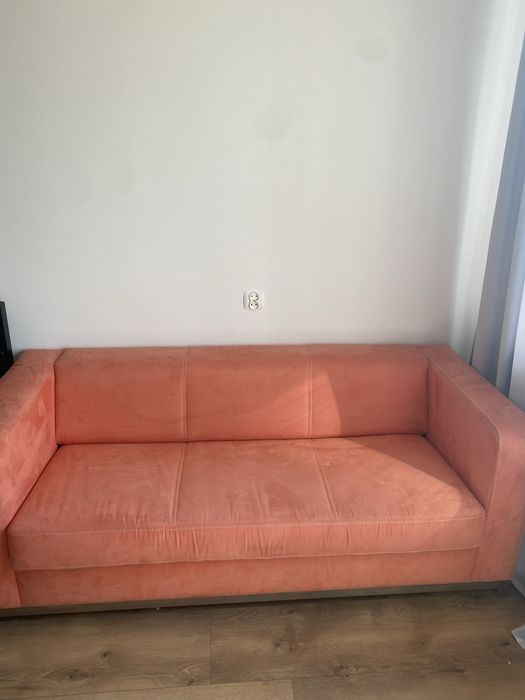 sofa rozkładana różowa
