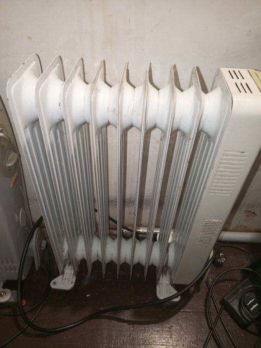 Масляний обігрівач 1199