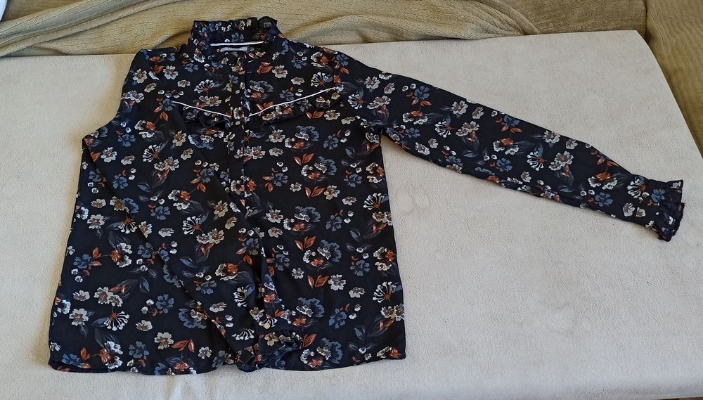 Koszula w kwiaty, rozmiar S