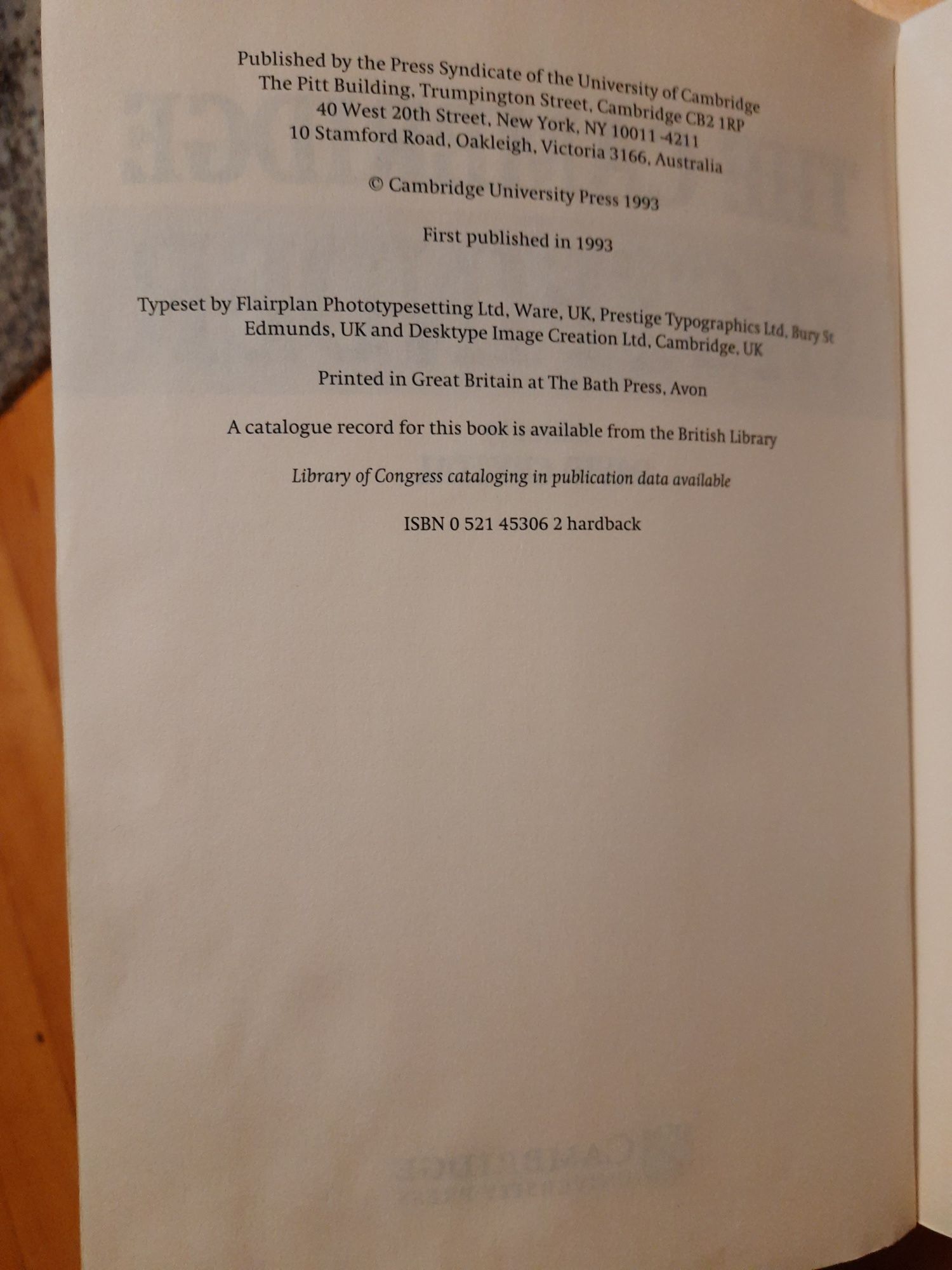 The Cambridge Factfinder, I edition, 1993