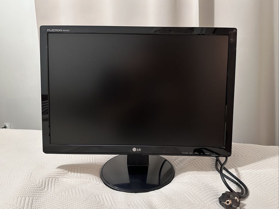 Monitor LG 22 cale Flatron