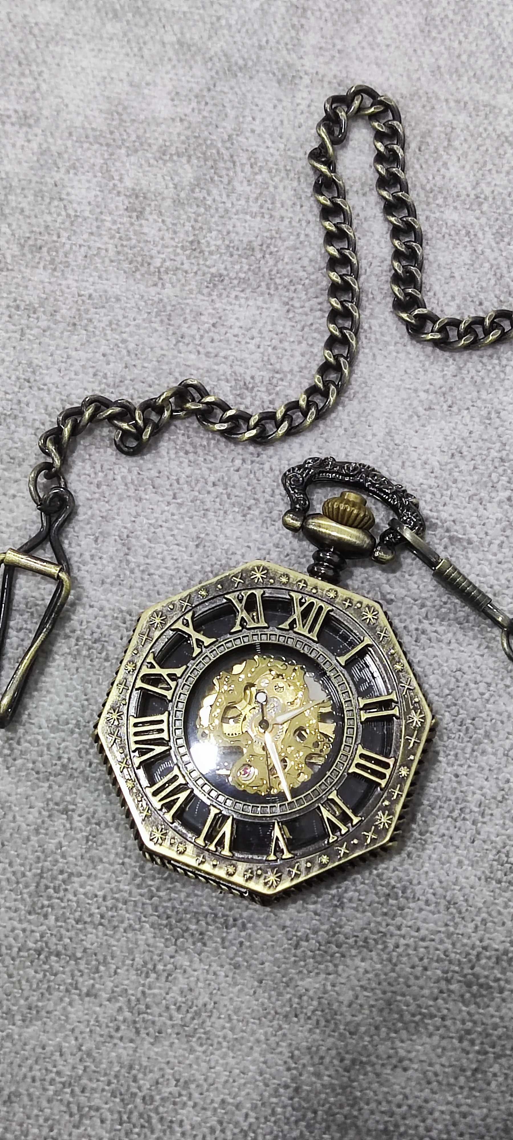 Relógio de Bolso Esqueleto Steampunk Hexagonal Dourado– Vintage
