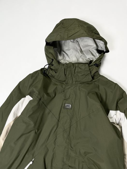 Helly Hansen розмір L ОРИГІНАЛЬНА куртка
