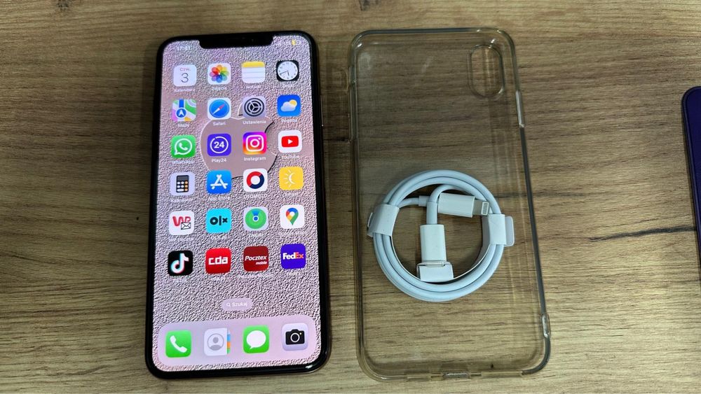 Sprzedam iphone xs max 64GB