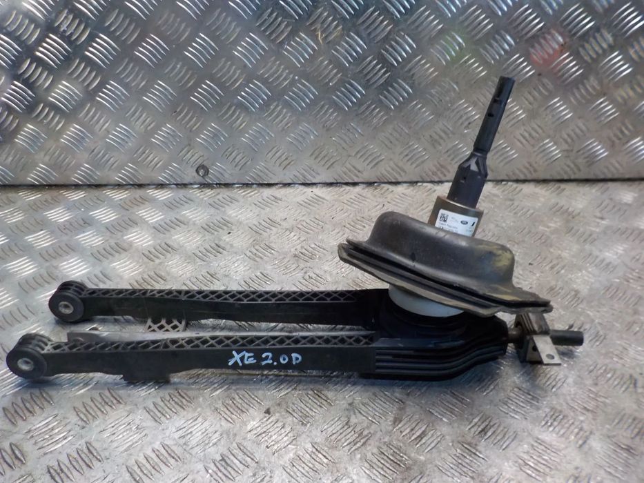 JAGUAR XE X760 2.0 D LEWAREK WYBIERAK BIEGÓW GX73-7C453-DD