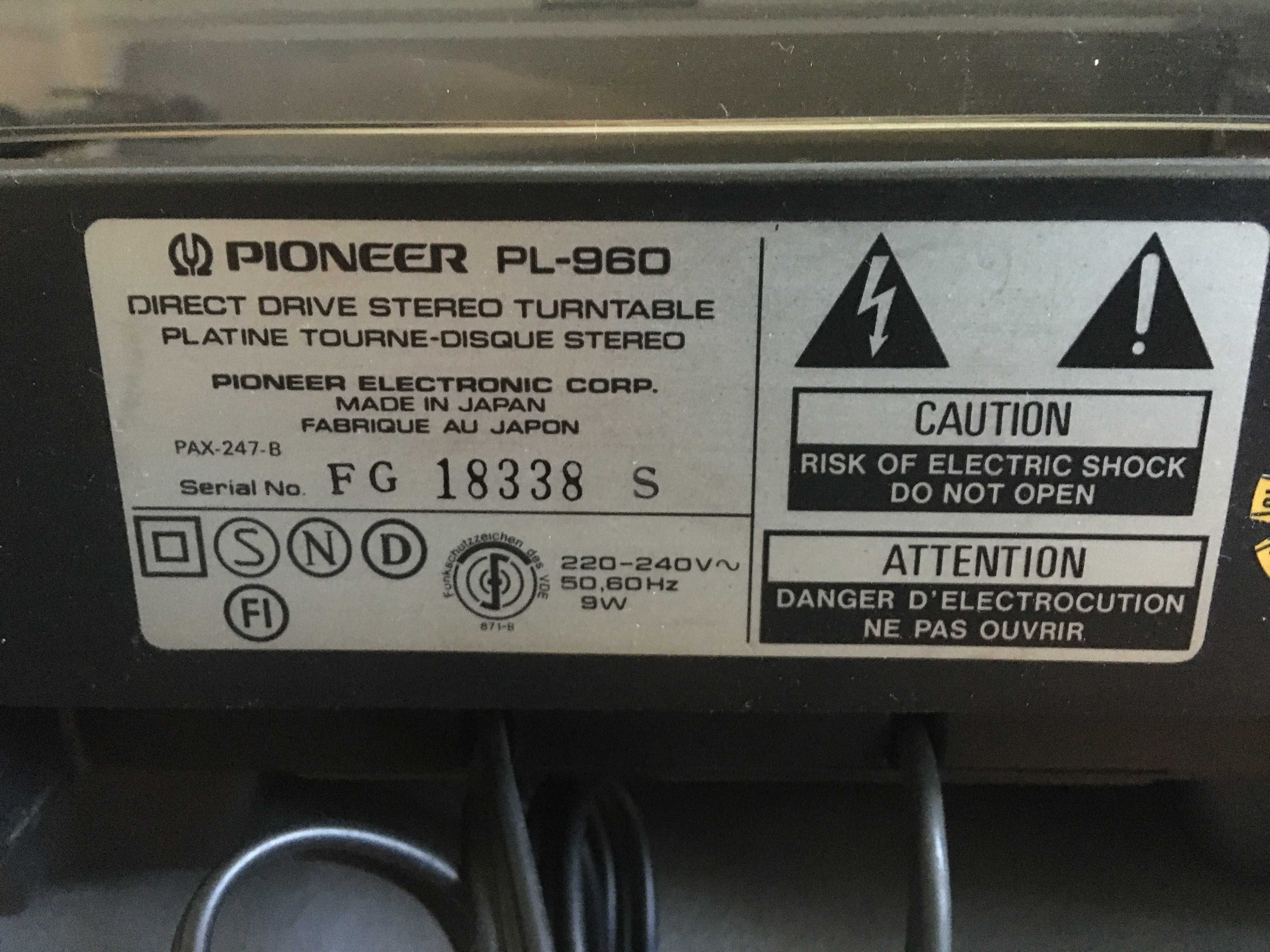 Gramofon Pioneer PL-960 ful-automatic