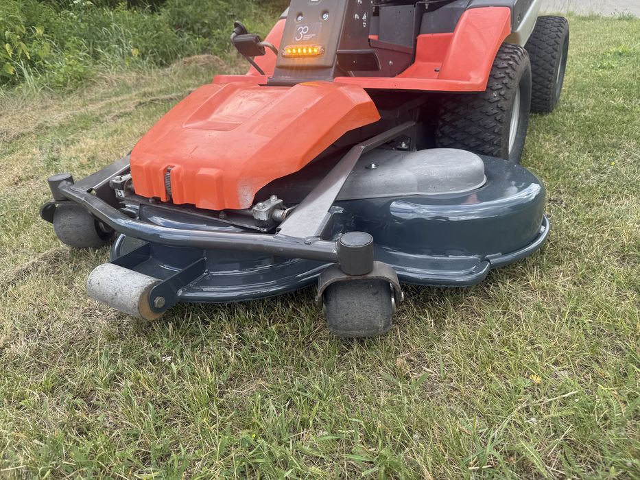 Traktorek kosiarka Husqvarna Rider 422TSAWD