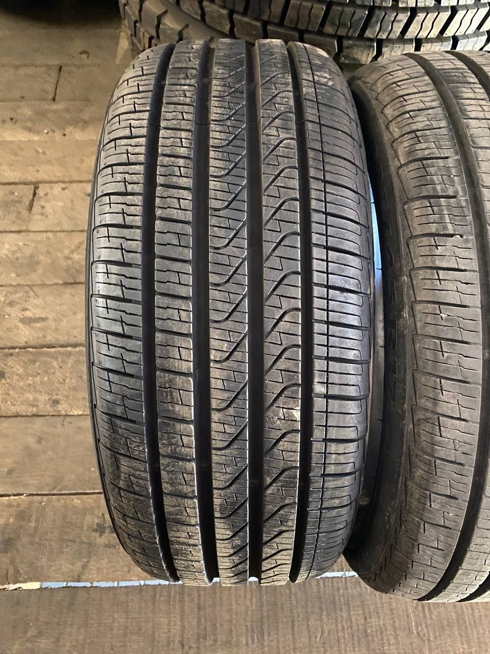 Шини всесезонні 225/45R17 Pirelli 95% залишок 20рік