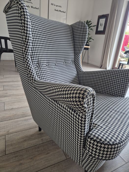 Ikea Strandmon uszak w pepitkę