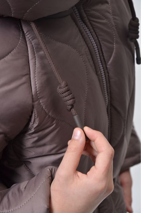 Стьогана зимова куртка для дівчинки