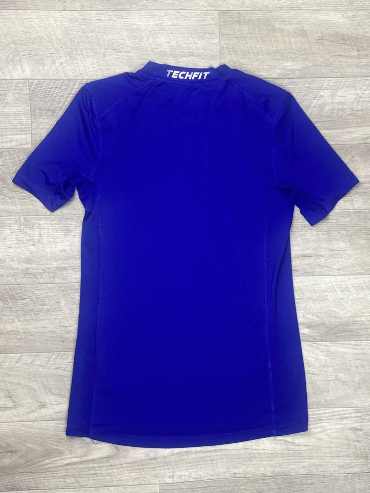 Adidas techfit футболка 15-16yrs 176 см спортивная синяя оригинал