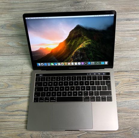 MacBook Pro 13 Mid 2018 Space Gray (MR9R2) 750$ -Гарантия/EmojieStore