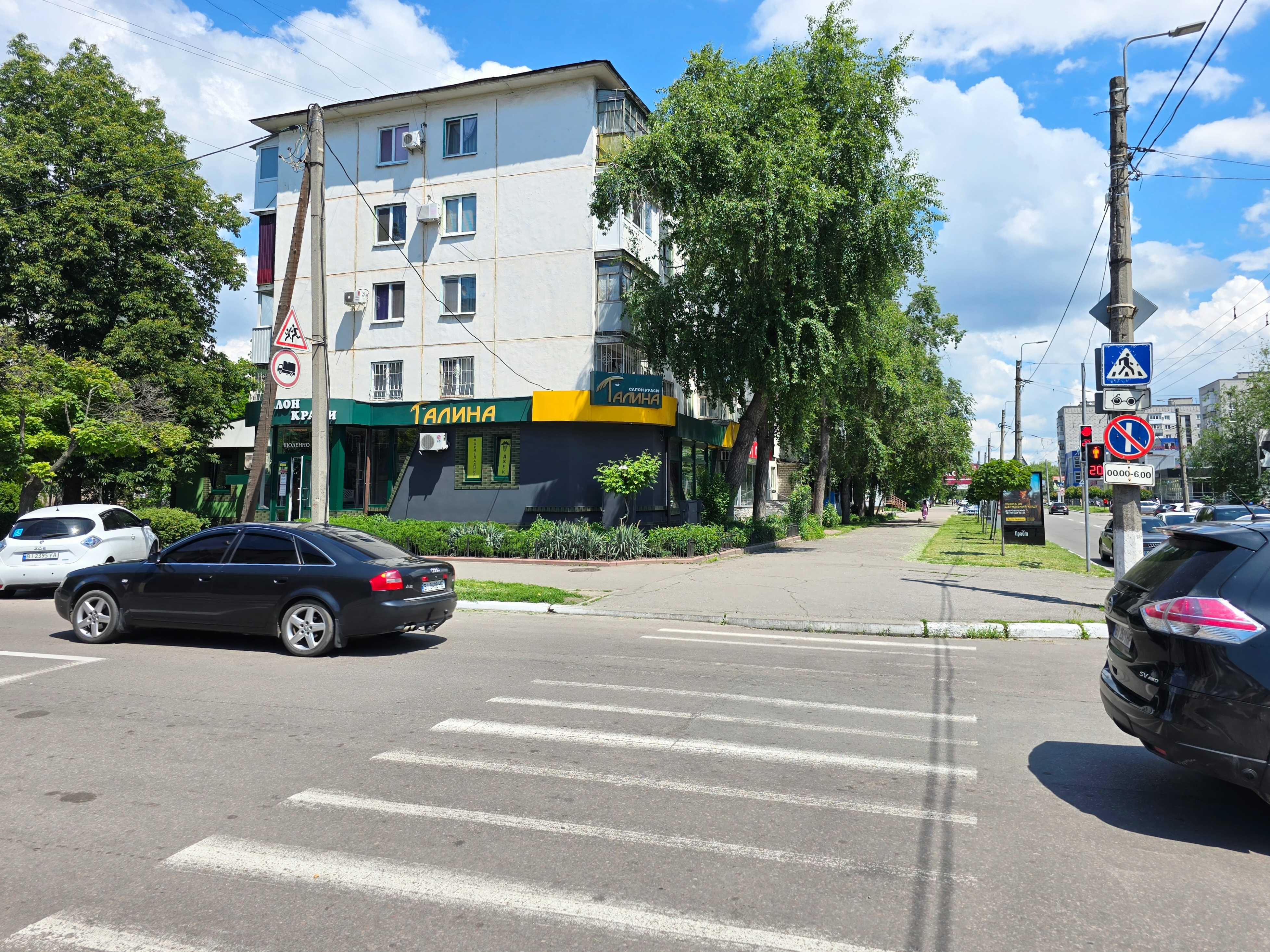 Оренда приміщення, Центр, високий трафік, вітрина