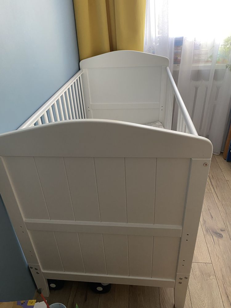 Woodies Łóżeczko dziecięce i niemowlęce Hampton Cot Bed 140×70