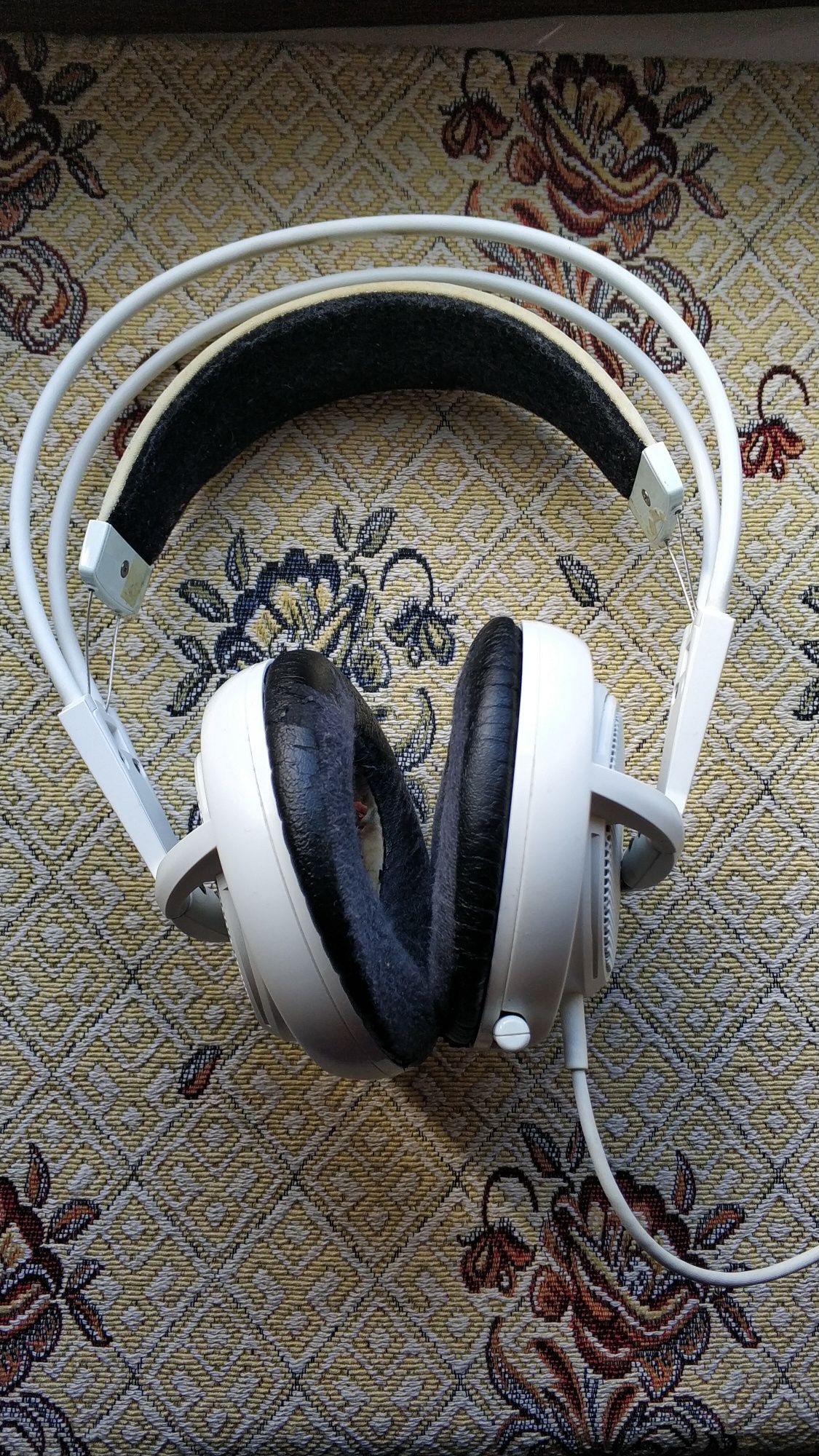 Steeseries siberia 200