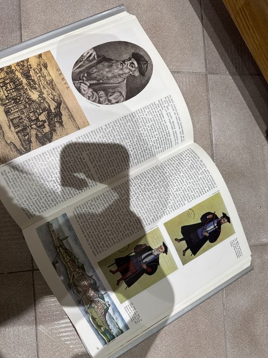 Livro Os descobrimentos Portugueses