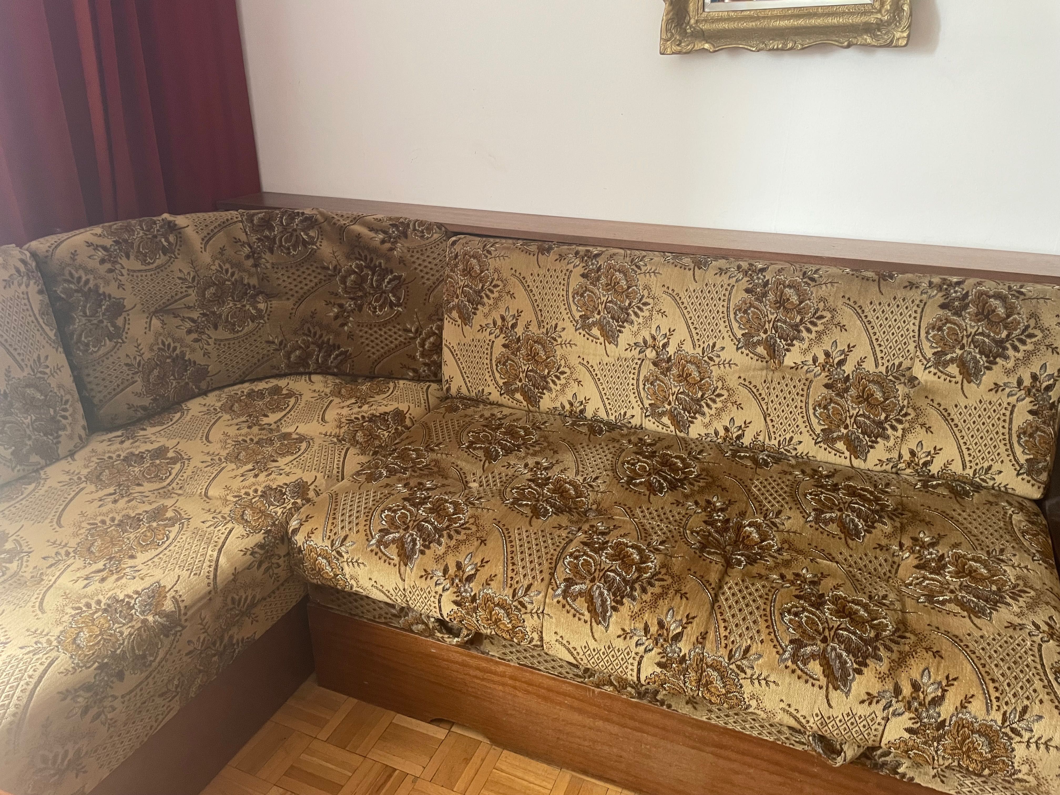 Narożnik z funkcją spania + 3 fotele