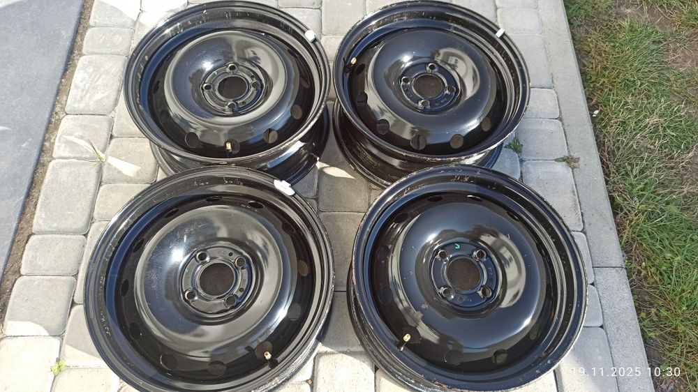 Диски 4*100 r15 Renault dacia
