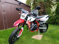 Motocykl SWM 125R