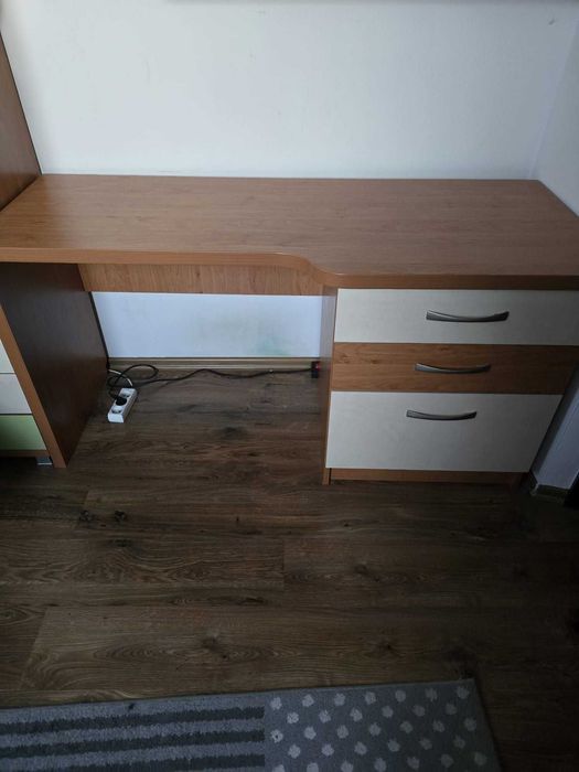 Biurko wykonane na wymiar