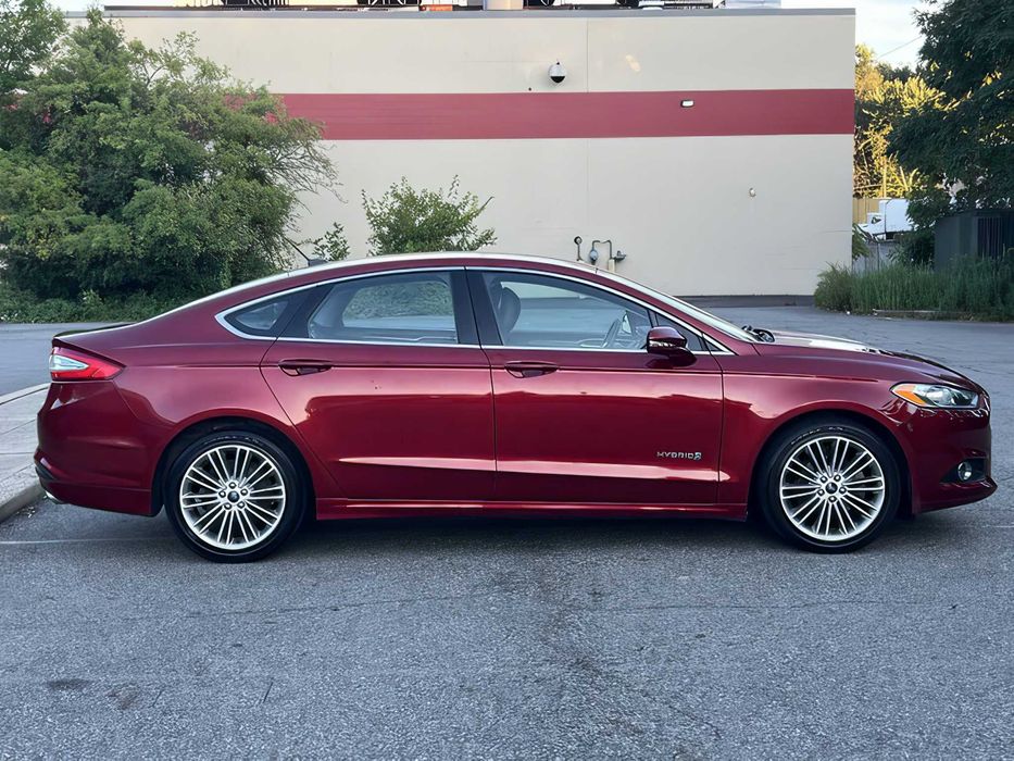 Ford Fusion      2014